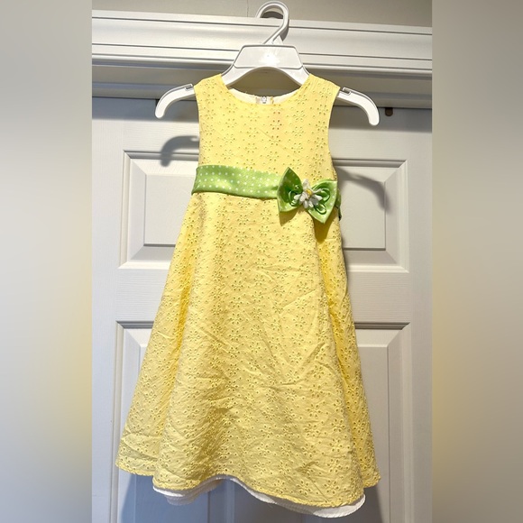 Light yellow dress by Good Lad - Picture 2 of 6